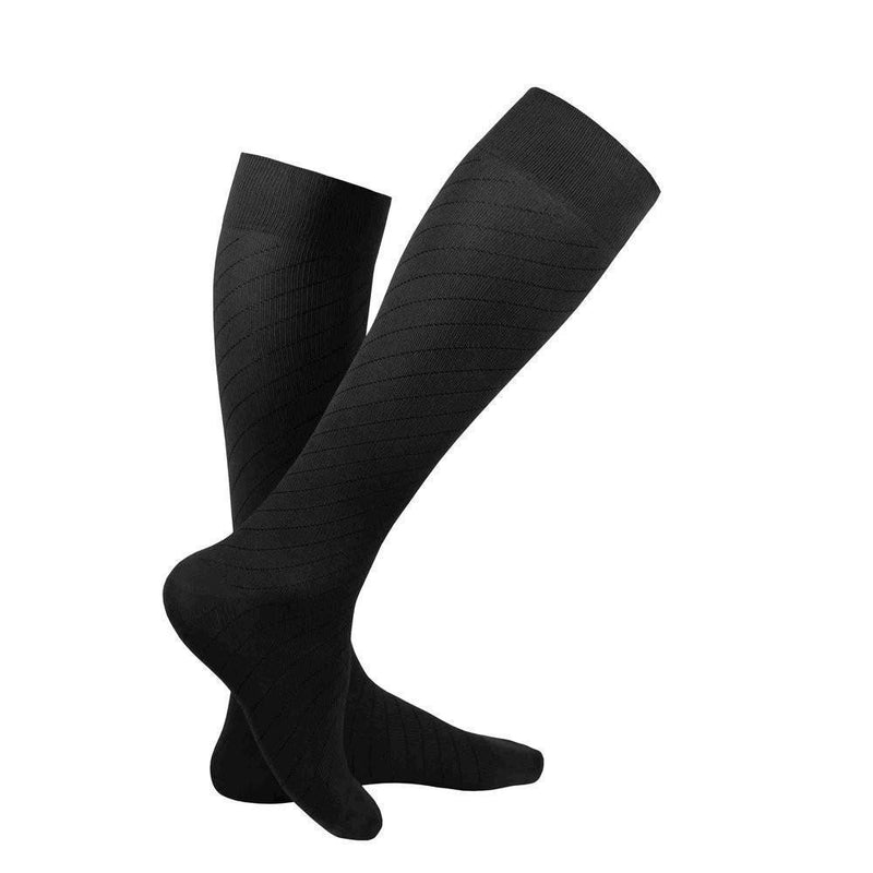 Pr/1 Truform Travel Series 15-20Mmhg Compression Socks Knee-High Closed-Toe Unisex Charcoal Small (11" - 14" Calf) Microfiber